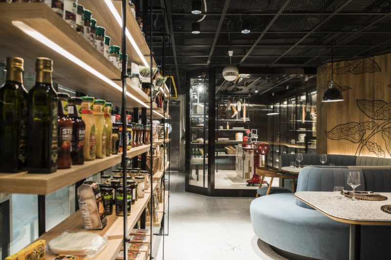 Sailing_Club_Signature_E5_The_Market_1 (3)